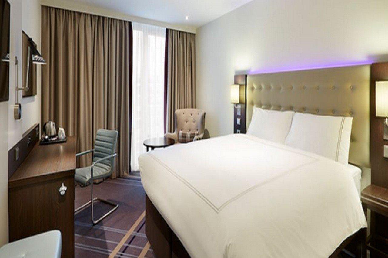Premier Inn Stuttgart City Europaviertel Kültér fotó