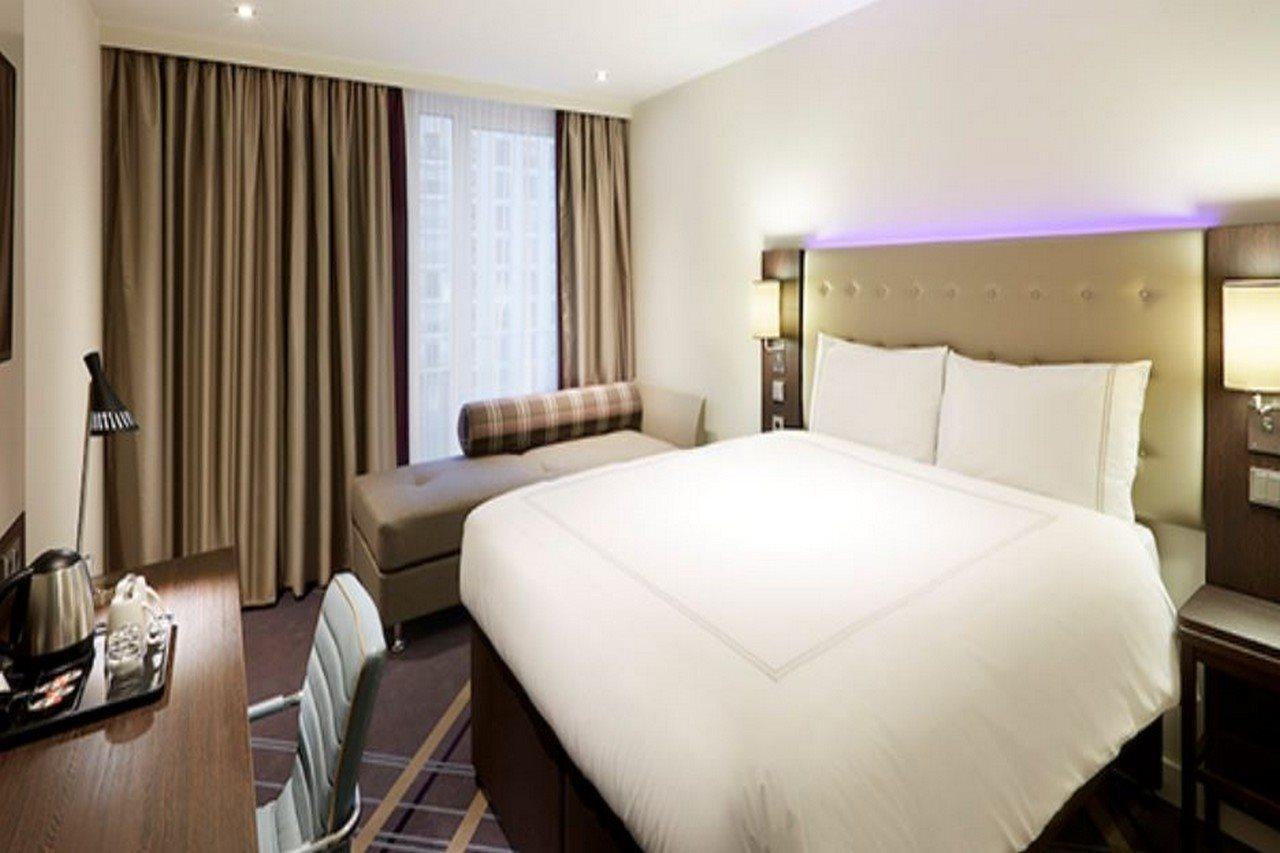 Premier Inn Stuttgart City Europaviertel Kültér fotó