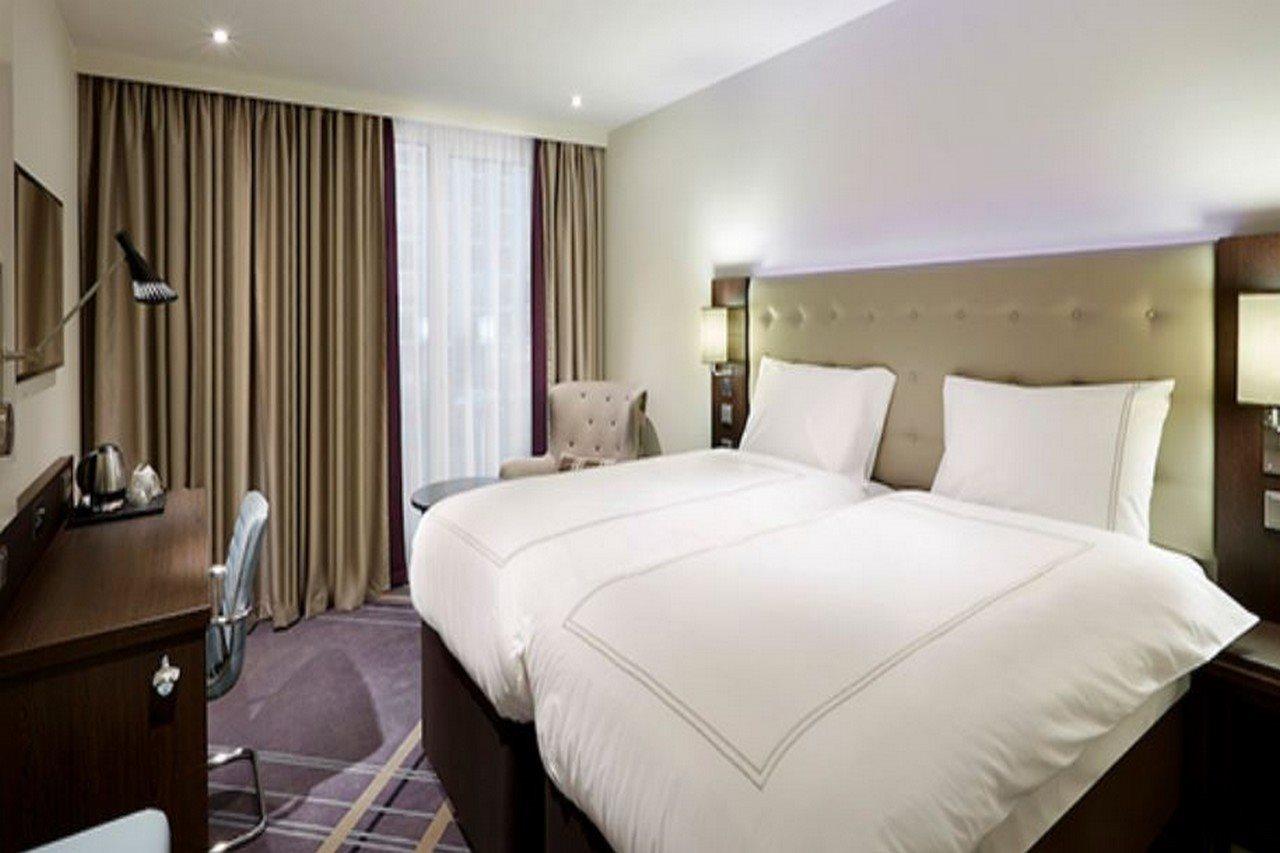 Premier Inn Stuttgart City Europaviertel Kültér fotó
