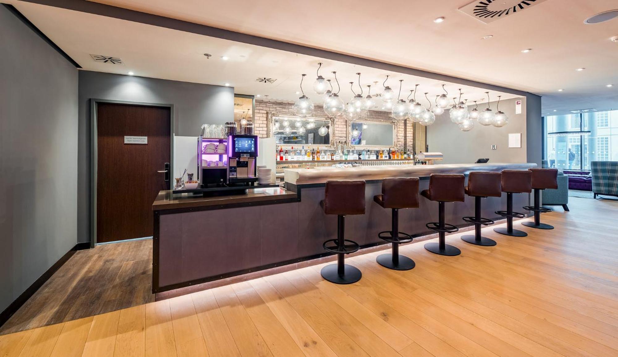 Premier Inn Stuttgart City Europaviertel Kültér fotó